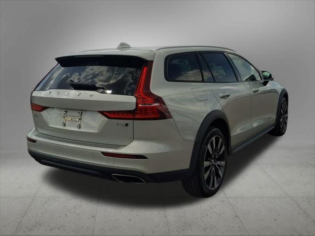 used 2021 Volvo V60 Cross Country car, priced at $34,724