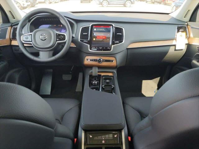 new 2025 Volvo XC90 car, priced at $64,400
