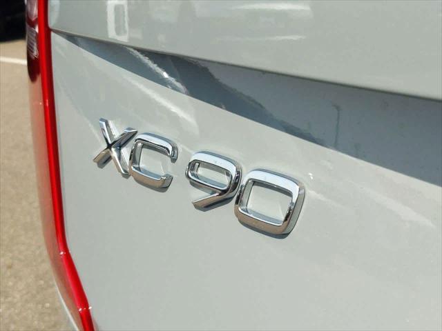 new 2025 Volvo XC90 car, priced at $64,400
