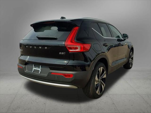 new 2025 Volvo XC40 car, priced at $51,040