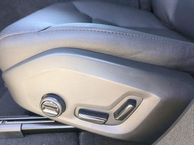 new 2025 Volvo XC60 car, priced at $50,000