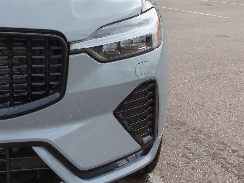 new 2025 Volvo XC60 car, priced at $53,600