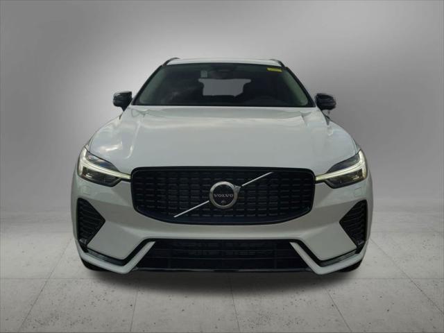 new 2025 Volvo XC60 car, priced at $55,335