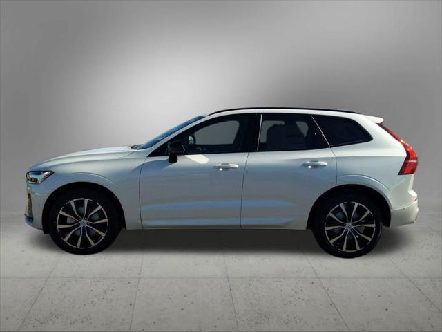 new 2025 Volvo XC60 car, priced at $55,335