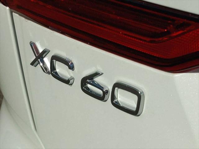 new 2025 Volvo XC60 car, priced at $55,335