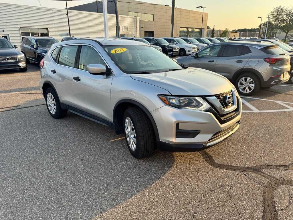 used 2017 Nissan Rogue car, priced at $10,367