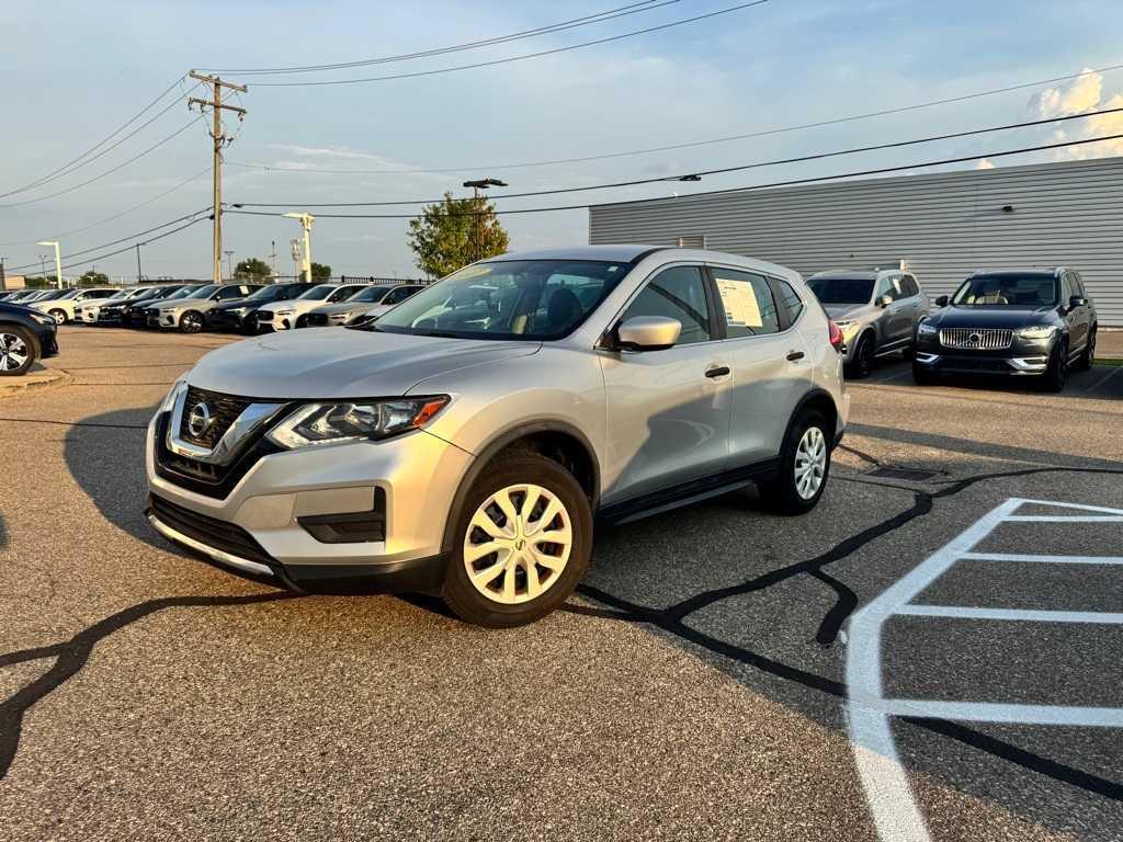 used 2017 Nissan Rogue car, priced at $10,367