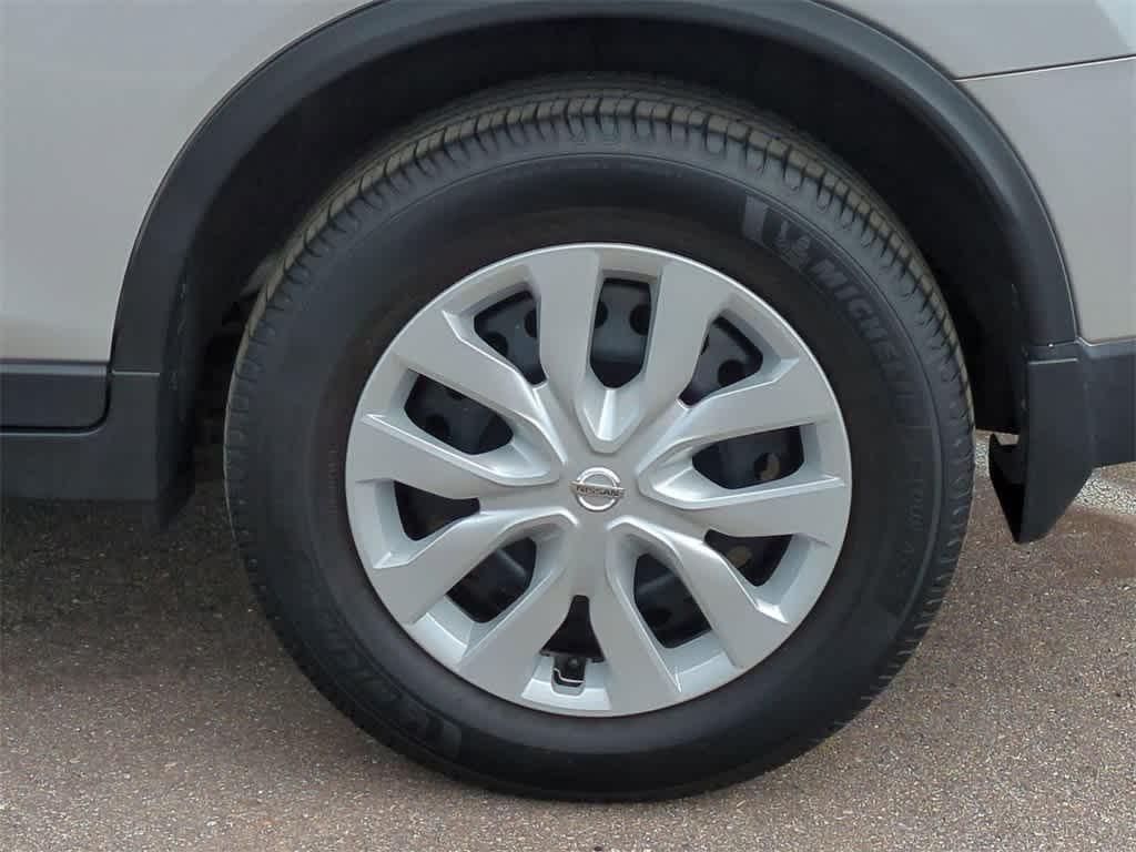 used 2017 Nissan Rogue car, priced at $9,977