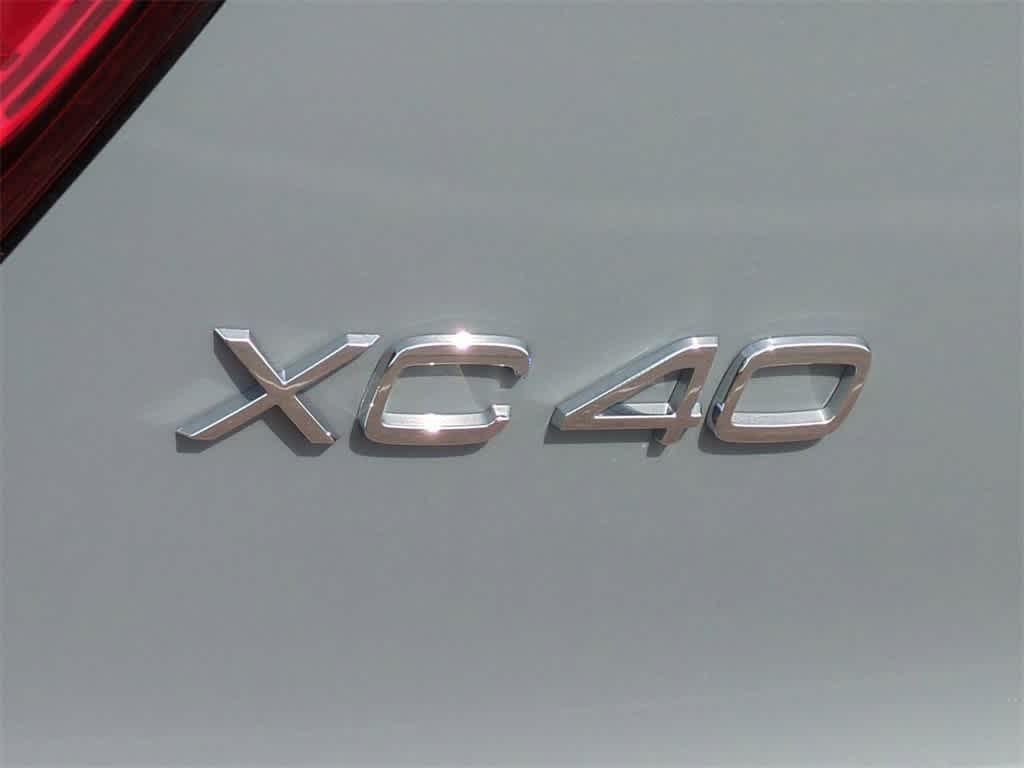 new 2025 Volvo XC40 car, priced at $47,688