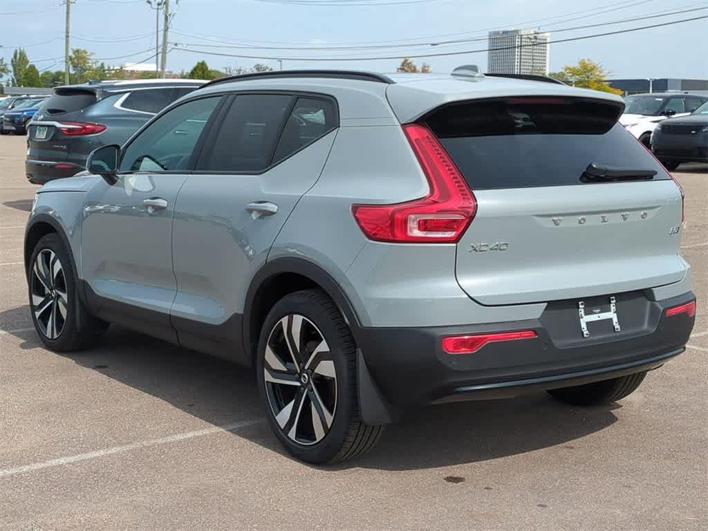 new 2025 Volvo XC40 car, priced at $47,688