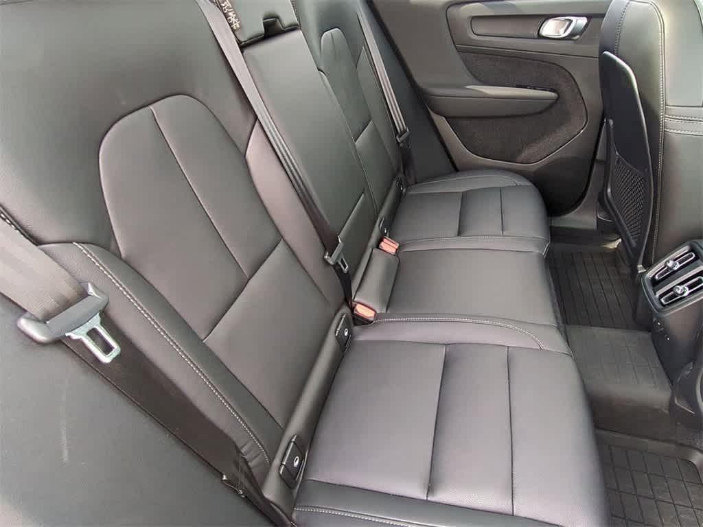 new 2025 Volvo XC40 car, priced at $47,688