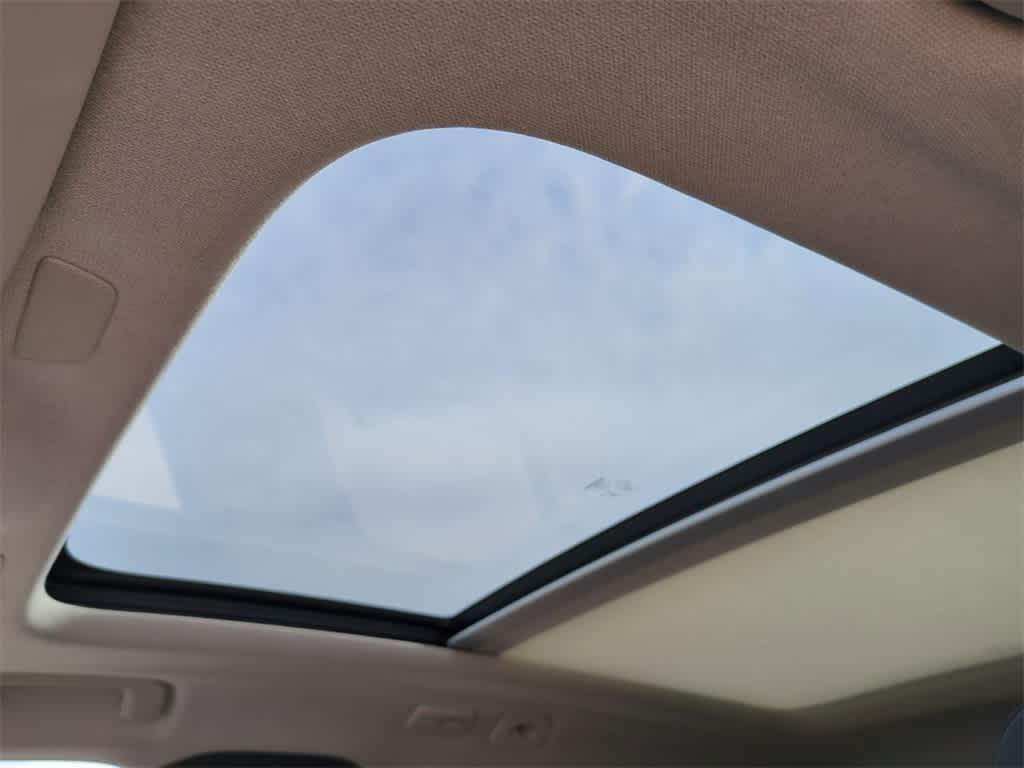 new 2025 Volvo XC40 car, priced at $47,688