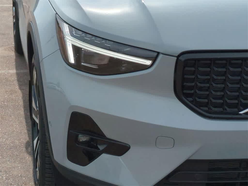 new 2025 Volvo XC40 car, priced at $47,688