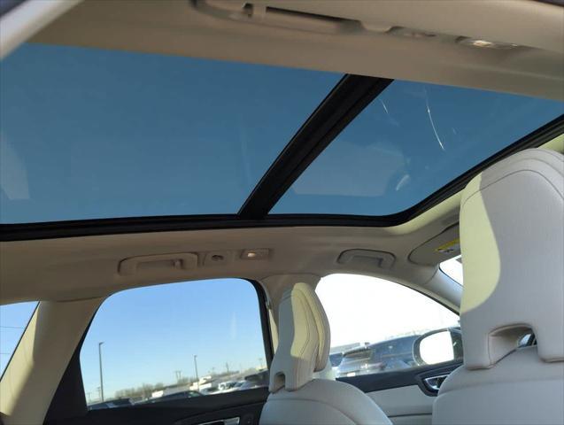 new 2025 Volvo XC60 car, priced at $51,450