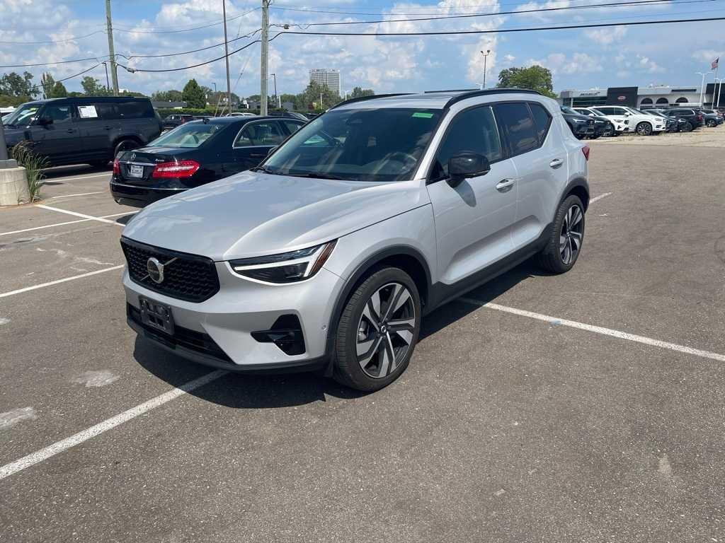 used 2023 Volvo XC40 car, priced at $34,231