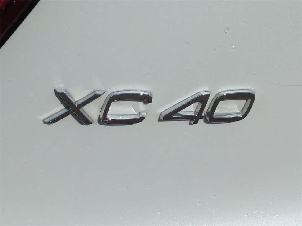 new 2025 Volvo XC40 car, priced at $50,188