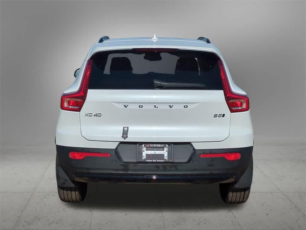 new 2025 Volvo XC40 car, priced at $50,188