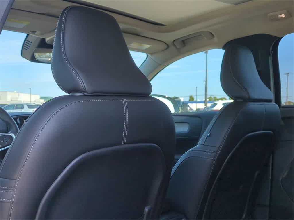 new 2025 Volvo XC40 car, priced at $50,188