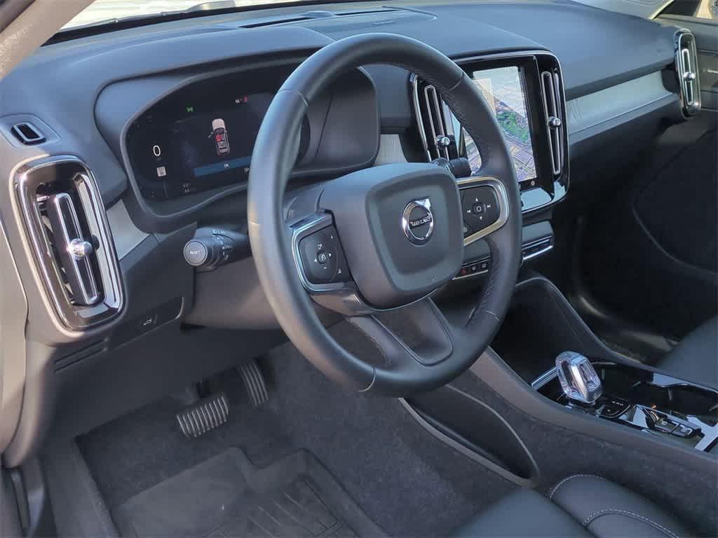 new 2025 Volvo XC40 car, priced at $50,188