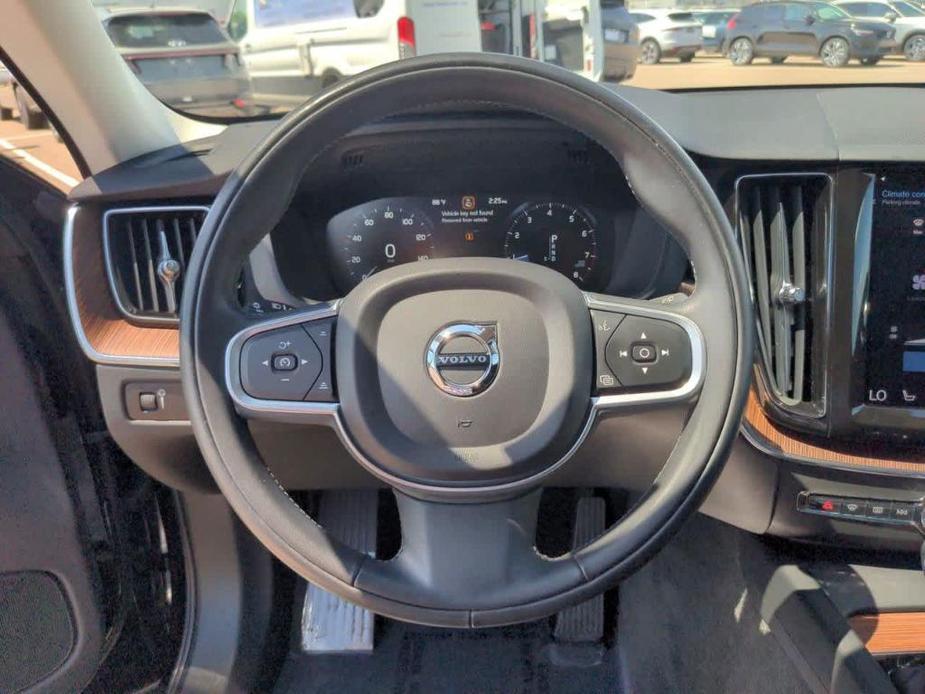 used 2021 Volvo XC60 car, priced at $31,658
