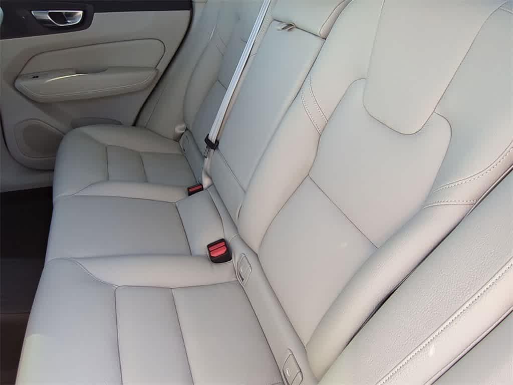 new 2025 Volvo XC60 Plug-In Hybrid car, priced at $63,931