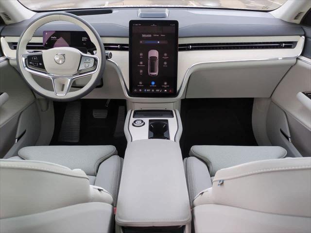 new 2025 Volvo EX90 car, priced at $87,290