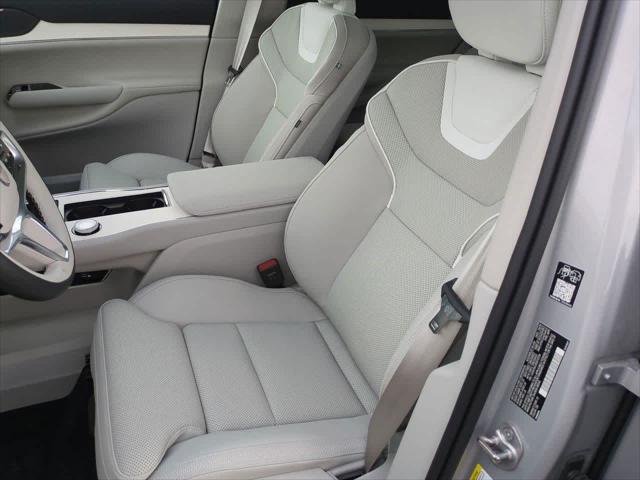 new 2025 Volvo EX90 car, priced at $87,290