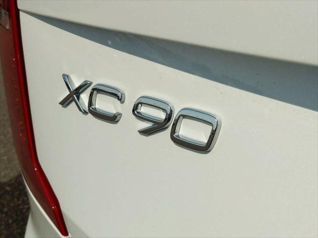 new 2025 Volvo XC90 car, priced at $62,044