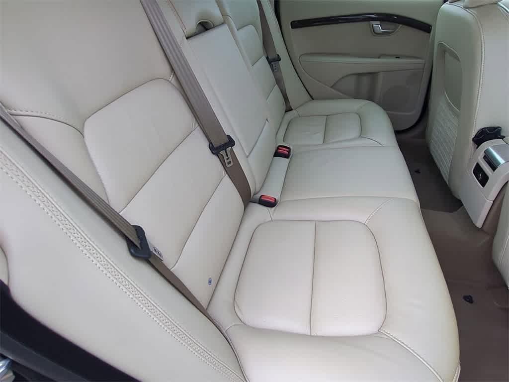 used 2014 Volvo XC70 car, priced at $7,777