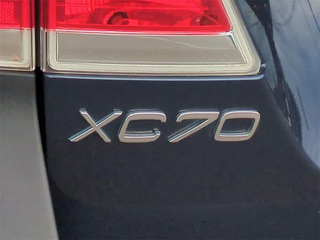 used 2014 Volvo XC70 car, priced at $7,777