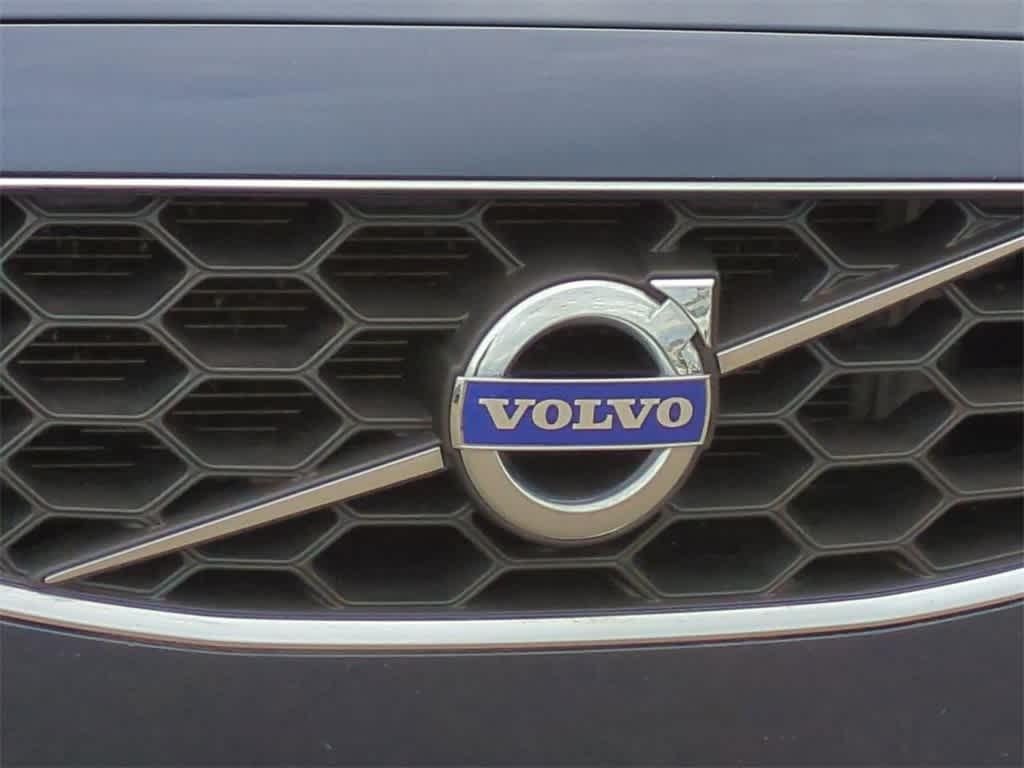 used 2014 Volvo XC70 car, priced at $7,777