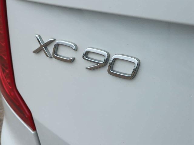 used 2021 Volvo XC90 car, priced at $33,707