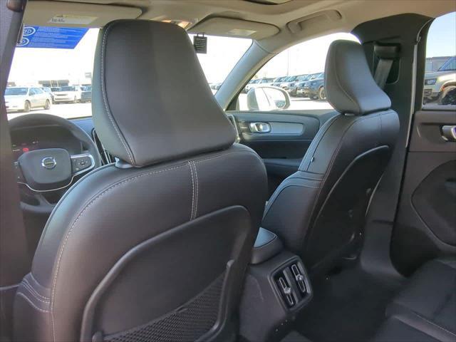 new 2025 Volvo XC40 car, priced at $52,215