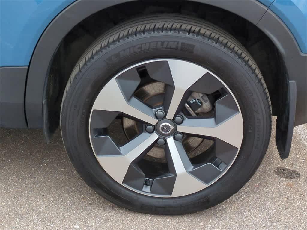 used 2023 Volvo XC40 car, priced at $33,477