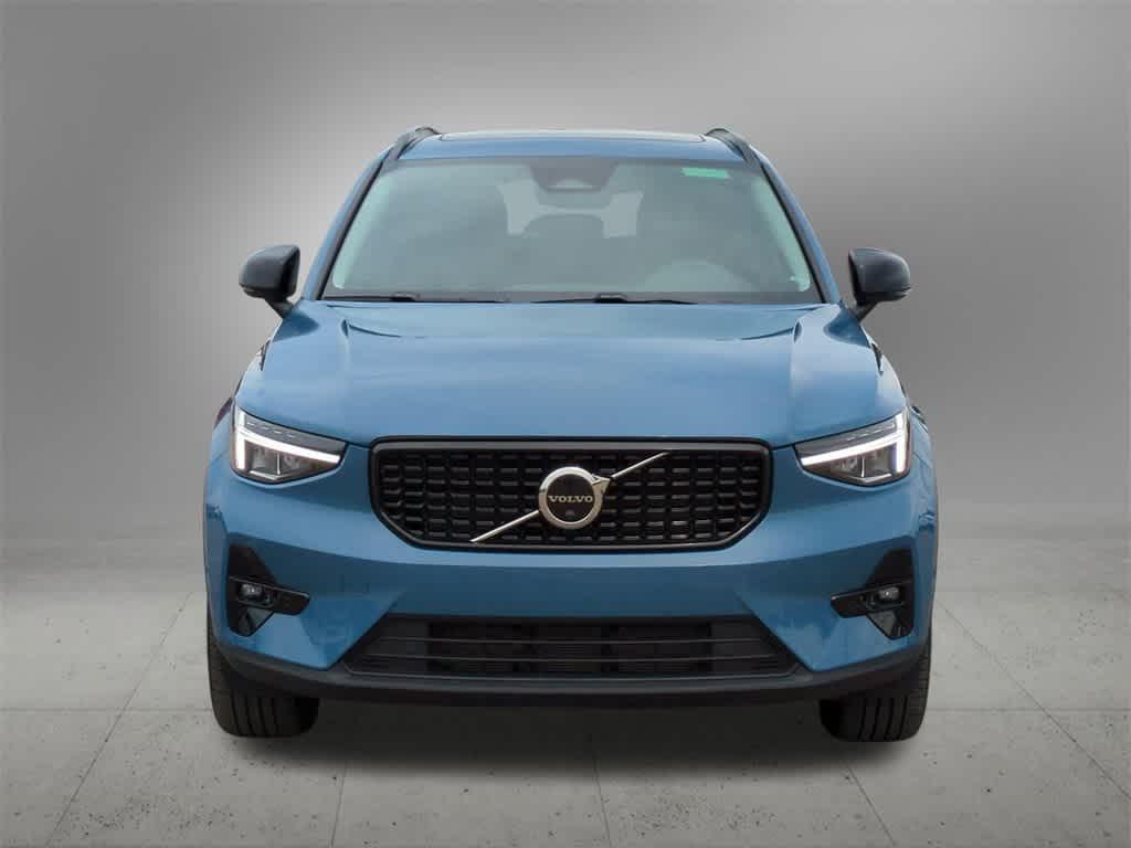 used 2023 Volvo XC40 car, priced at $33,477