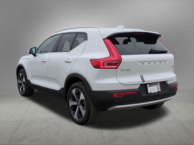 new 2025 Volvo XC40 car, priced at $45,000