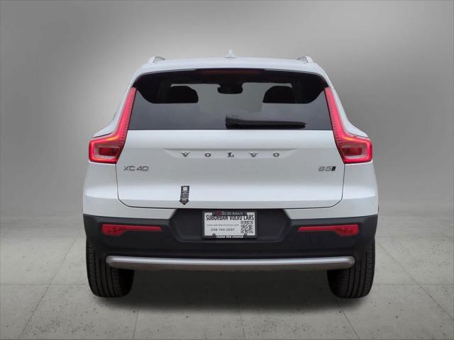 new 2025 Volvo XC40 car, priced at $45,000