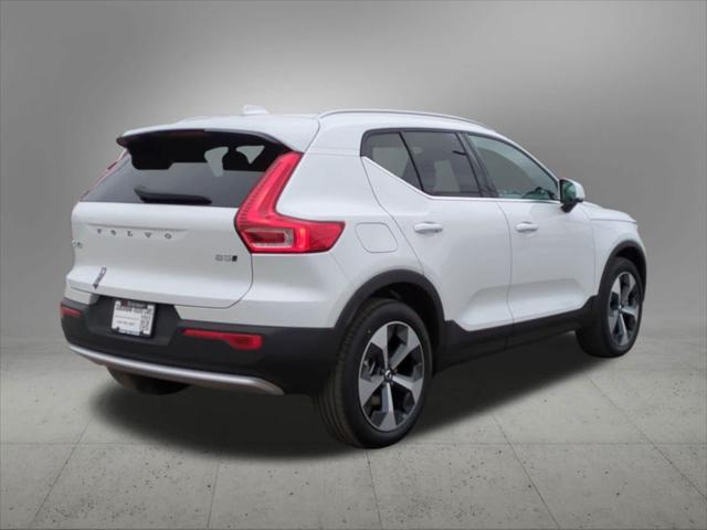 new 2025 Volvo XC40 car, priced at $45,000