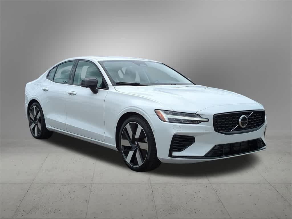 used 2024 Volvo S60 Recharge Plug-In Hybrid car, priced at $37,352