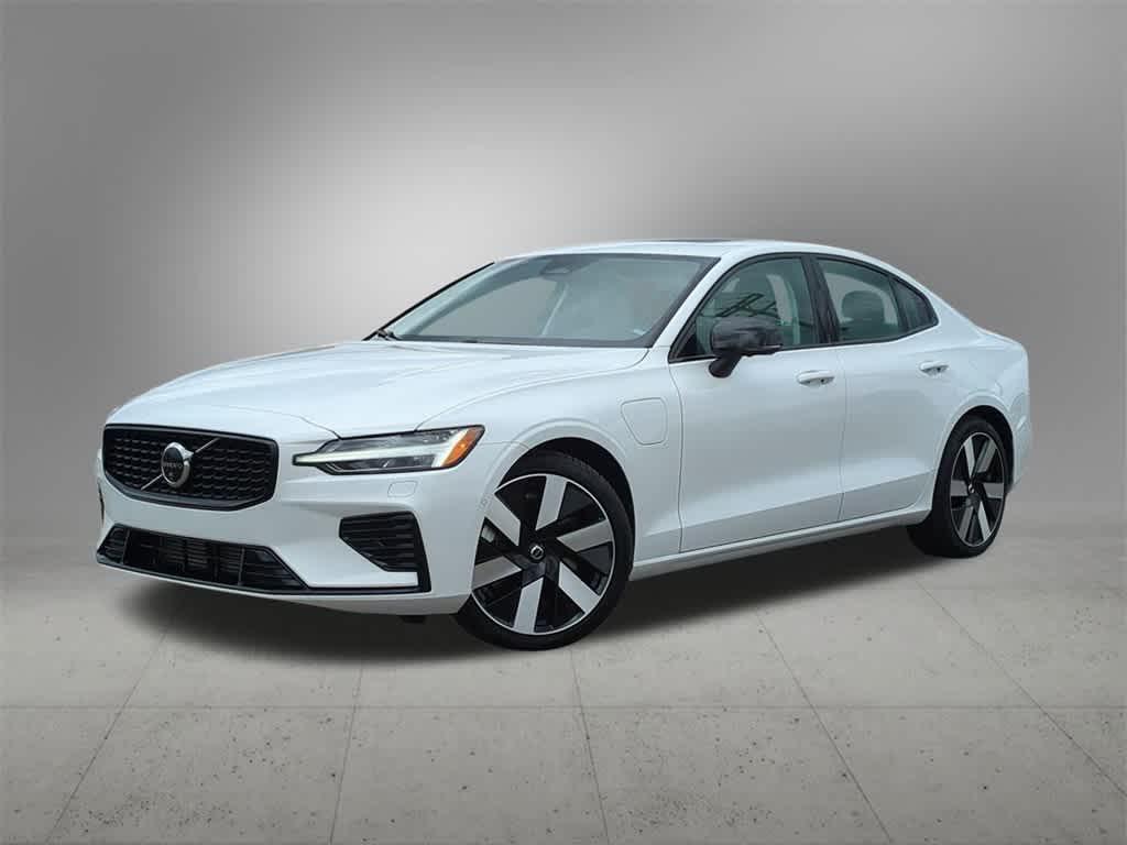 used 2024 Volvo S60 Recharge Plug-In Hybrid car, priced at $37,352