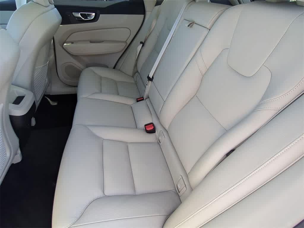 used 2023 Volvo XC60 car, priced at $32,004
