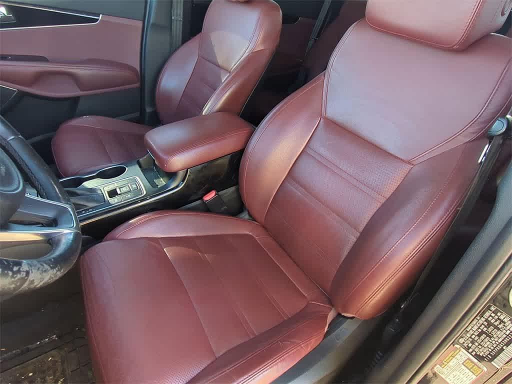 used 2017 Kia Sorento car, priced at $13,734