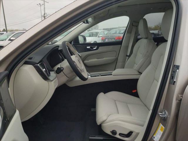 new 2025 Volvo XC60 car, priced at $58,900