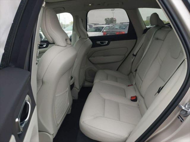 new 2025 Volvo XC60 car, priced at $58,900