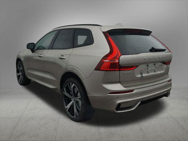 new 2025 Volvo XC60 car, priced at $58,900