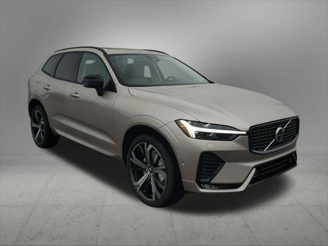 new 2025 Volvo XC60 car, priced at $58,900