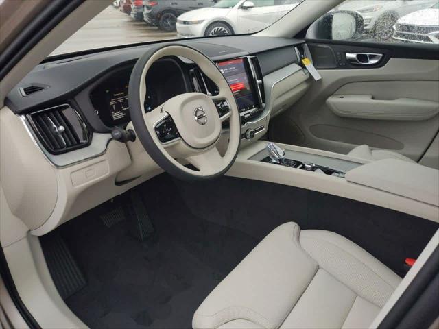 new 2025 Volvo XC60 car, priced at $58,900