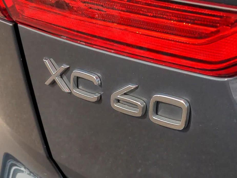 used 2021 Volvo XC60 car, priced at $31,997