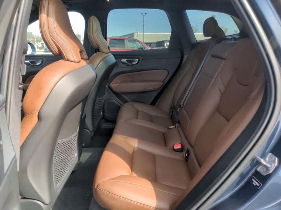 used 2021 Volvo XC60 car, priced at $31,587