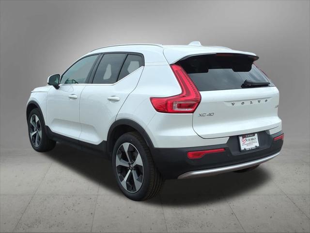 new 2025 Volvo XC40 car, priced at $44,521